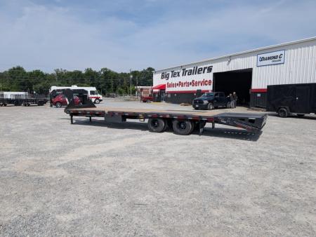 New 2026 Diamond C Trailers FMAX 212 32' Tandem Dual Wheel Gooseneck Trailer w/ Max Ramps Equipment Trailer