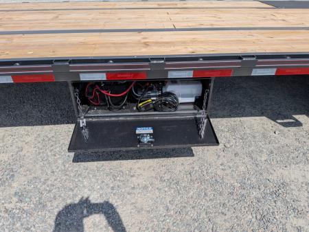 New 2026 Diamond C Trailers FMAX 212 32' Tandem Dual Wheel Gooseneck Trailer w/ Max Ramps Equipment Trailer