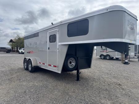 New 2026 Logan Coach 3H GN CROSSFIRE Horse Trailer