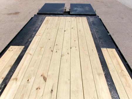 New 2026 Load Trail 102x26 GN Flatbed w/ Max Ramps 14k