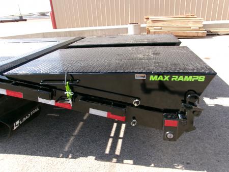 New 2027 Load Trail 102x25 GN Flatbed w/ Max Ramps 24k