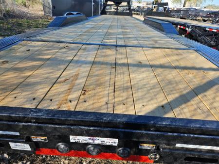 New 2026 Load Trail 102 x40' TRIPLE AXLE  GOOSENECK Car Hauler