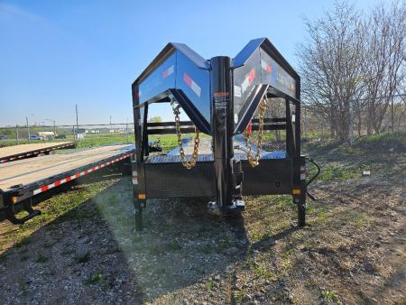 New 2026 Load Trail 102 x40' TRIPLE AXLE  GOOSENECK Car Hauler