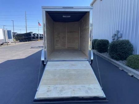 New 2026 Diamond Cargo 6' x 12' TA V-Nose Enclosed Trailer / 5 Year Warranty