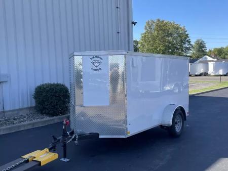 New 2026 Diamond Cargo 5' x 10' SA V-Nose Enclosed Trailer / 5 Year Warranty