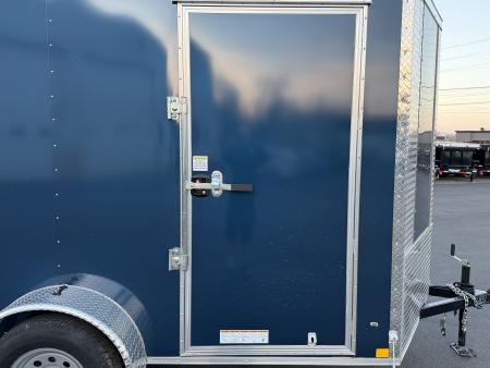 New 2026 Diamond Cargo 6' x 10' SA V-Nose Enclosed Trailer / 5 Year Warranty