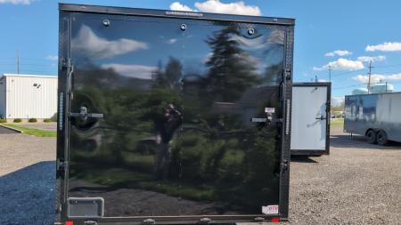 New 2026 Diamond Cargo 8.5 x 18' TA V-Nose Enclosed Trailer / 5 Year Warranty