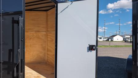 New 2026 Diamond Cargo 8.5 x 18' TA V-Nose Enclosed Trailer / 5 Year Warranty