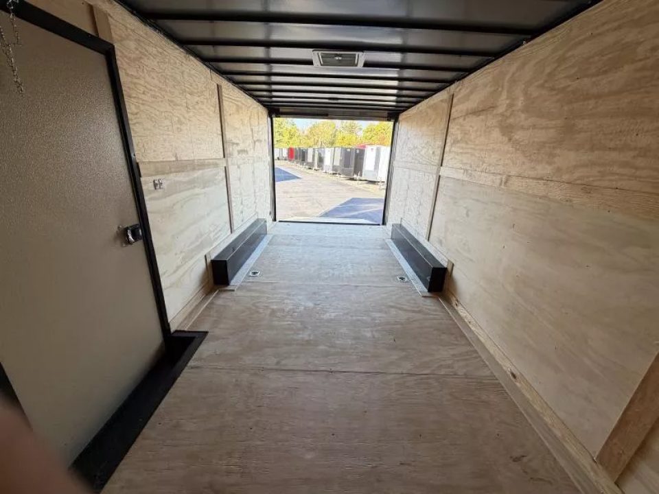 New 2026 Diamond Cargo 8.5 x 18' TA V-Nose Enclosed Trailer / 5 Year Warranty