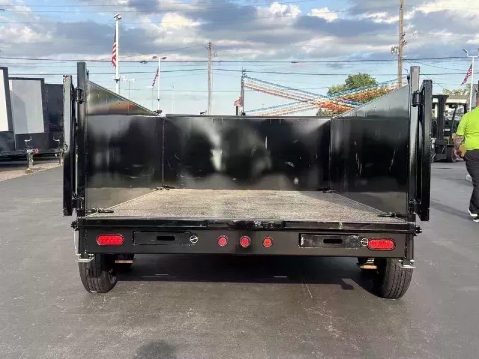 New 2026 Top Hat Trailers 7'x14' DX 14 / 3 FT SIDES/ 7 GUAGE METAL Dump Trailer