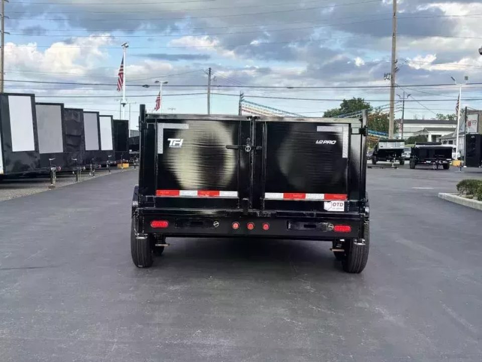 New 2026 Top Hat Trailers 7'x14' DX 14 / 3 FT SIDES/ 7 GUAGE METAL Dump Trailer