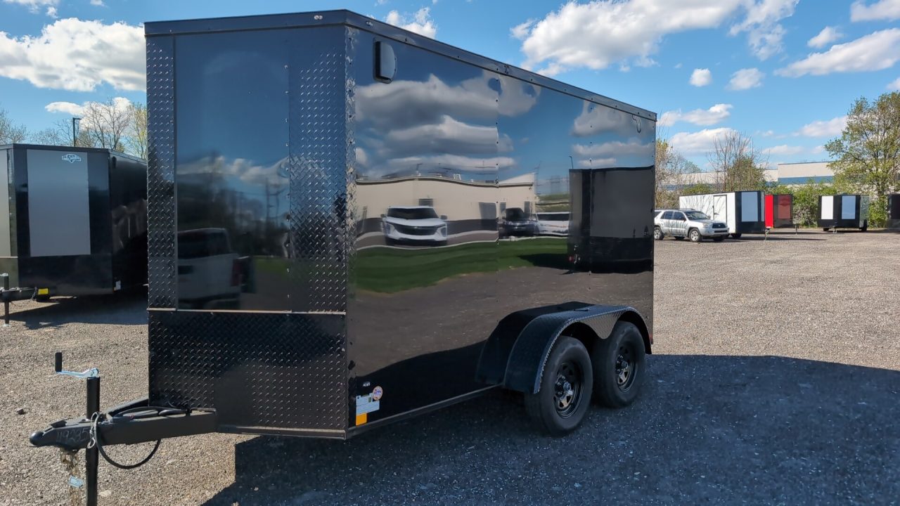 New 2026 Diamond Cargo 6' x 12' TA V-Nose Enclosed Trailer / 5 Year Warranty