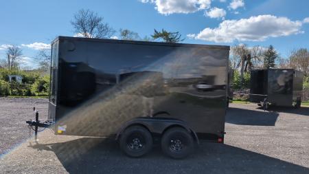 New 2026 Diamond Cargo 6' x 12' TA V-Nose Enclosed Trailer / 5 Year Warranty