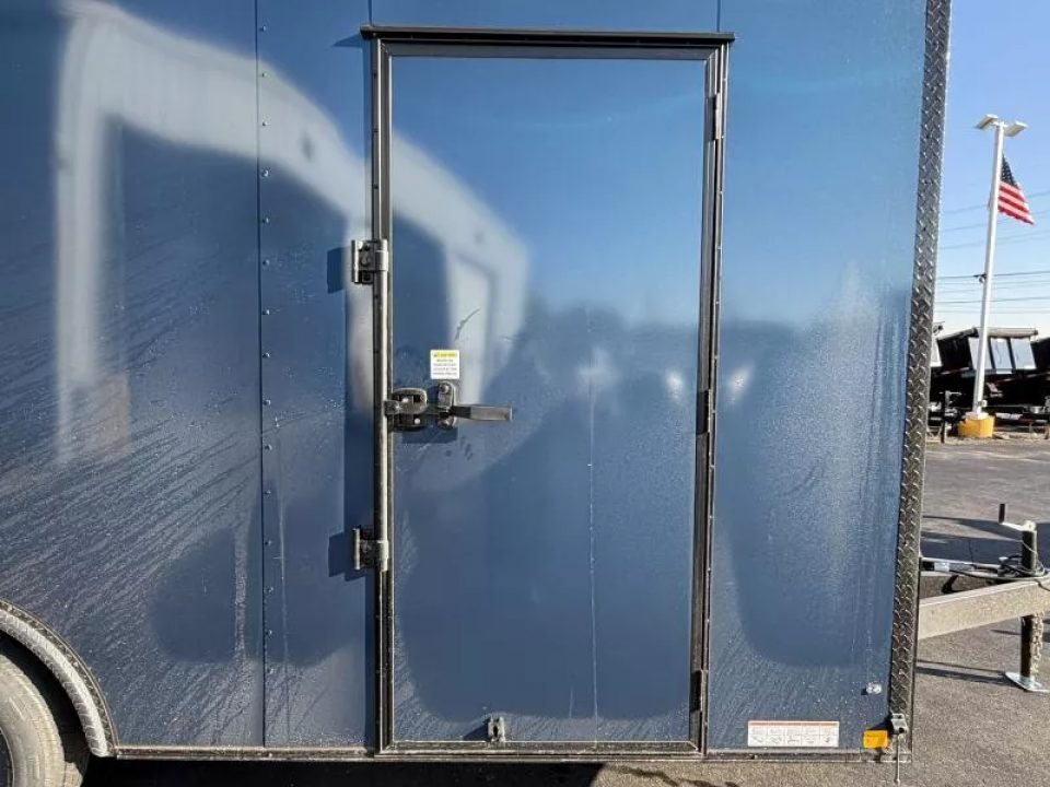 New 2026 Diamond Cargo 8.5 x 18' TA V-Nose Enclosed Trailer / 5 Year Warranty