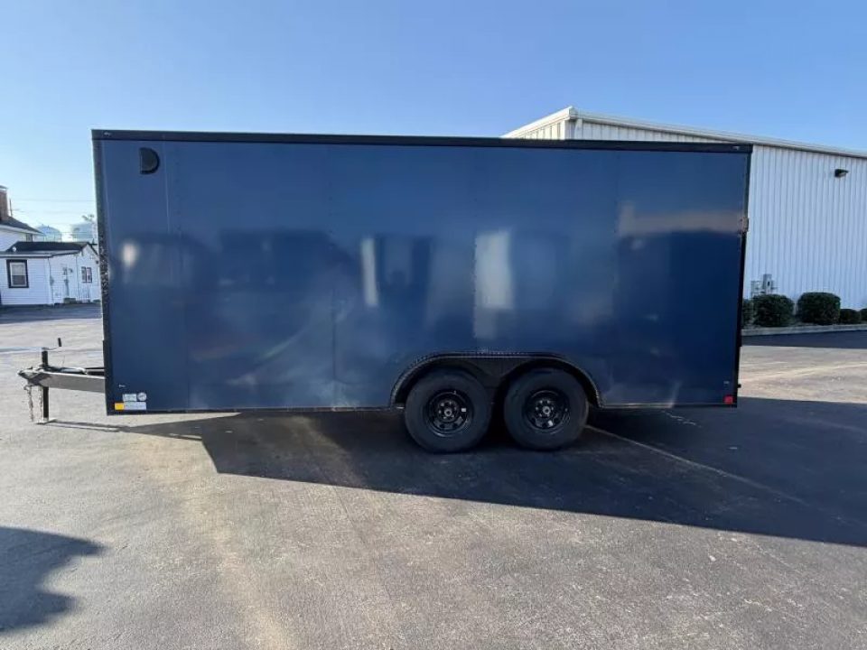 New 2026 Diamond Cargo 8.5 x 18' TA V-Nose Enclosed Trailer / 5 Year Warranty