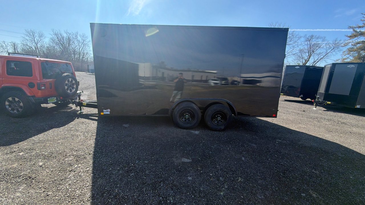 New 2026 Diamond Cargo 8.5' x 16' TA V-Nose Enclosed Trailer / 5 Year Warranty