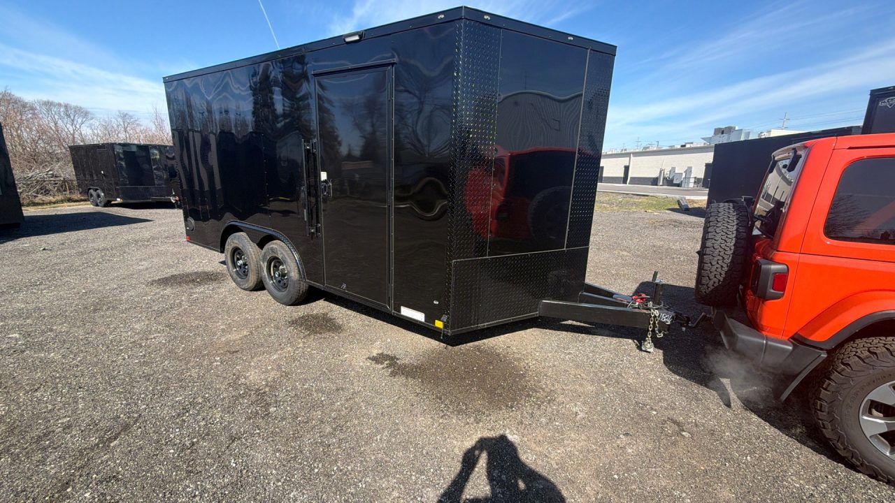 New 2026 Diamond Cargo 8.5' x 16' TA V-Nose Enclosed Trailer / 5 Year Warranty