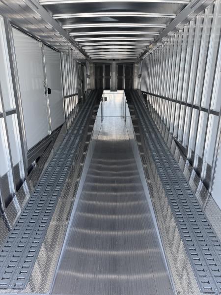 New 2027 Sundowner 2 Car Wedge 30' Gooseneck Car Hauler