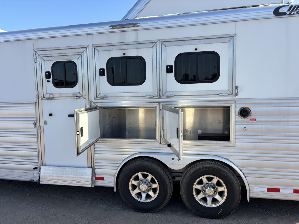 Used 2016 Cimarron Trailers 3H LQ Horse Trailer