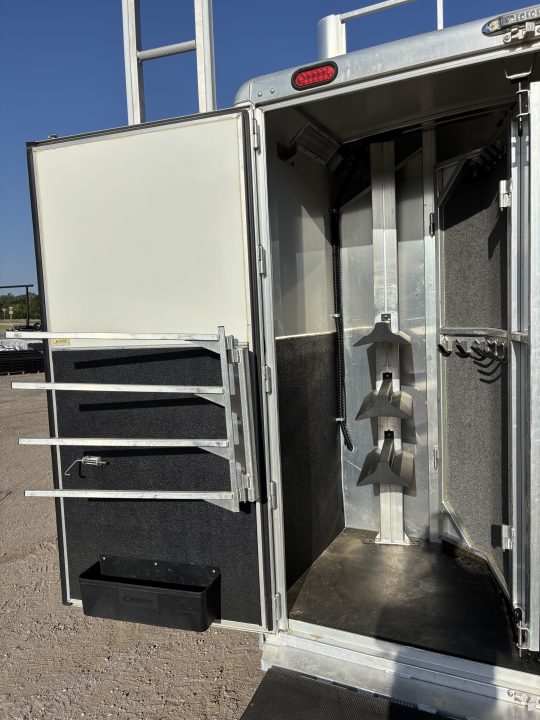 Used 2016 Cimarron Trailers 3H LQ Horse Trailer