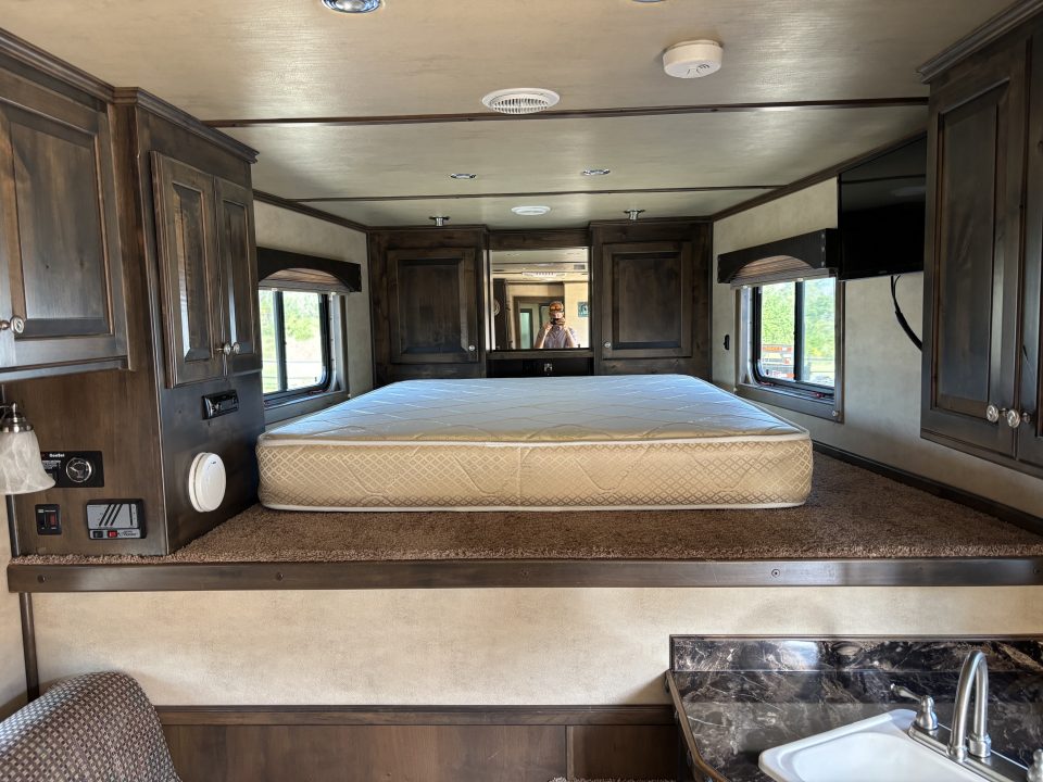 Used 2016 Cimarron Trailers 3H LQ Horse Trailer