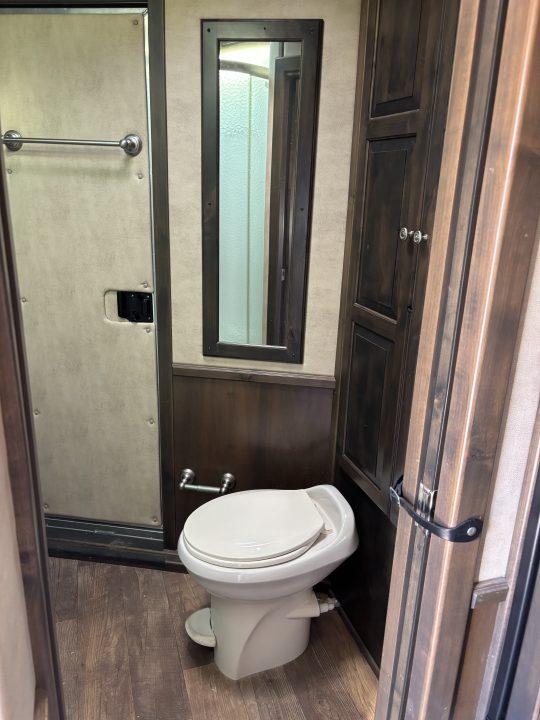 Used 2016 Cimarron Trailers 3H LQ Horse Trailer