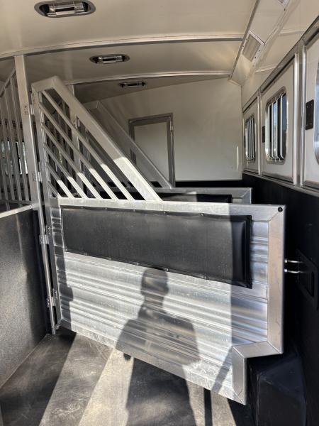 Used 2016 Cimarron Trailers 3H LQ Horse Trailer