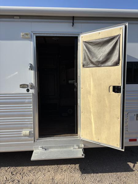 Used 2016 Cimarron Trailers 3H LQ Horse Trailer