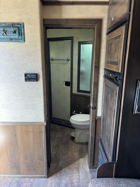 Used 2016 Cimarron Trailers 3H LQ Horse Trailer