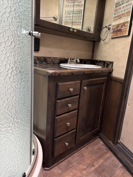 Used 2016 Cimarron Trailers 3H LQ Horse Trailer