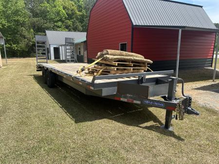 Used USED 2026 TRIPLE CROWN 24' 14K DECKOVER EQUIPMENT HAULER ($650 DOWN ON RTO)