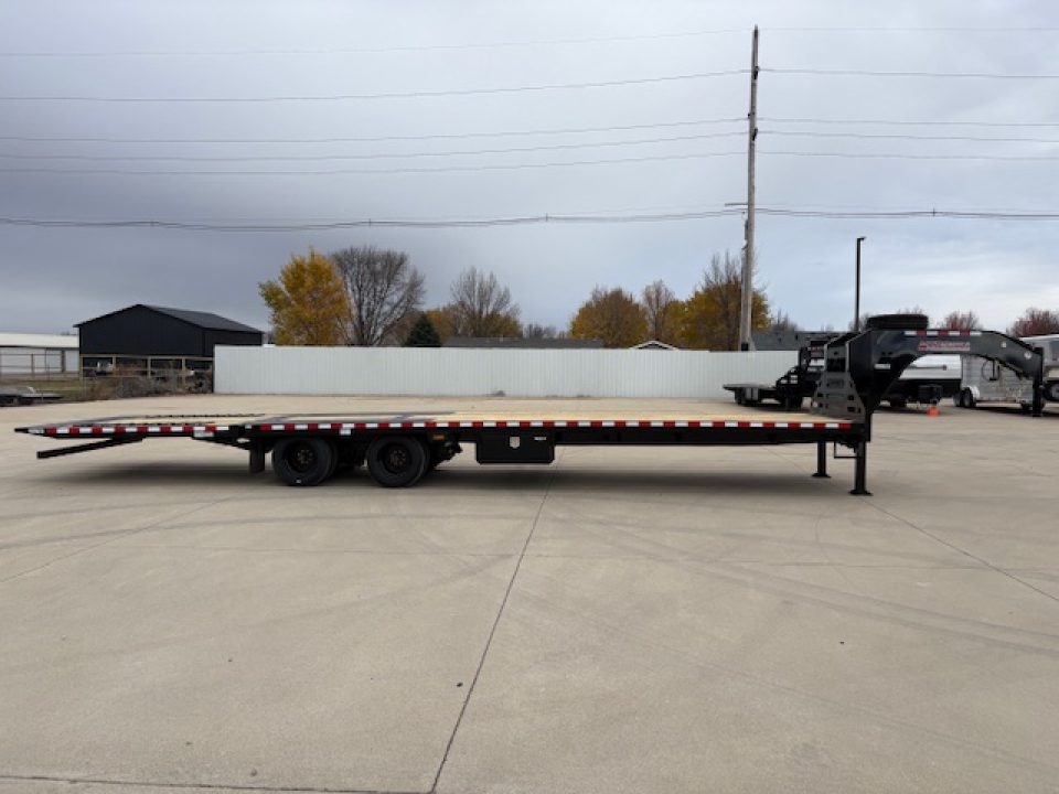 New 2026 Midsota 36ft Gooseneck Flatbed 25,900 GVWR
