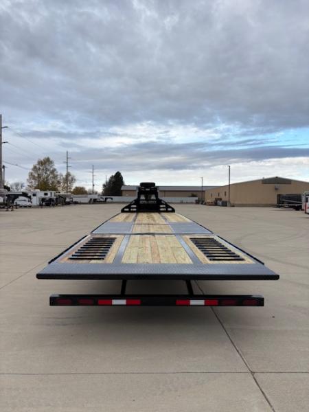 New 2026 Midsota 36ft Gooseneck Flatbed 25,900 GVWR