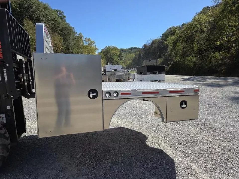 New Martin Truck Bodies 98x104 SBV Flatbed 8' DRW Longbed