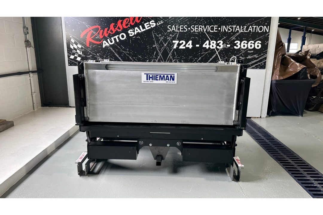 New Thieman TT15AL 56" x 26+6 Lift Gate