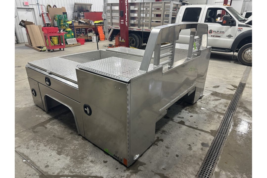 New Martin Truck Bodies Aluminum Gooseneck Service Body DRW 8' Diamond Tread * Interior Lights * Clear Lens * Back Window Cu