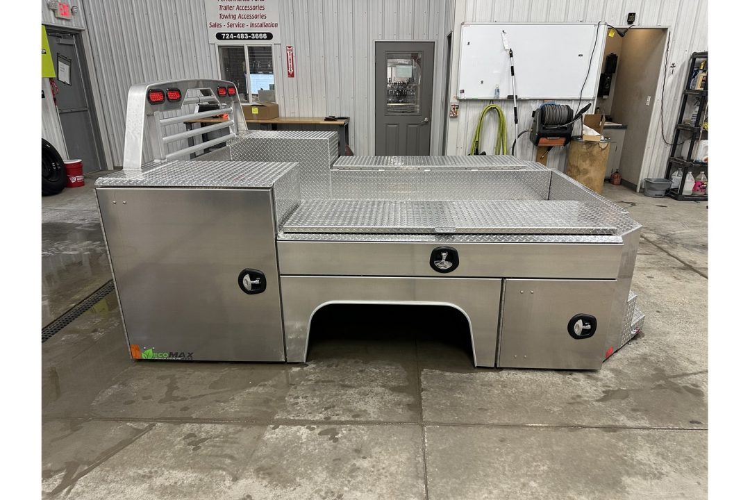New Martin Truck Bodies Aluminum Gooseneck Service Body DRW 60" CA Cab and Chassis Diamond Tread