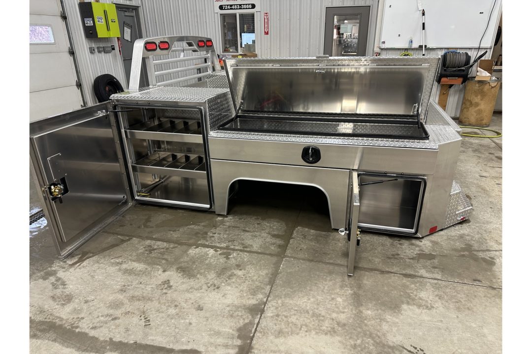 New Martin Truck Bodies Aluminum Gooseneck Service Body DRW 60" CA Cab and Chassis Diamond Tread