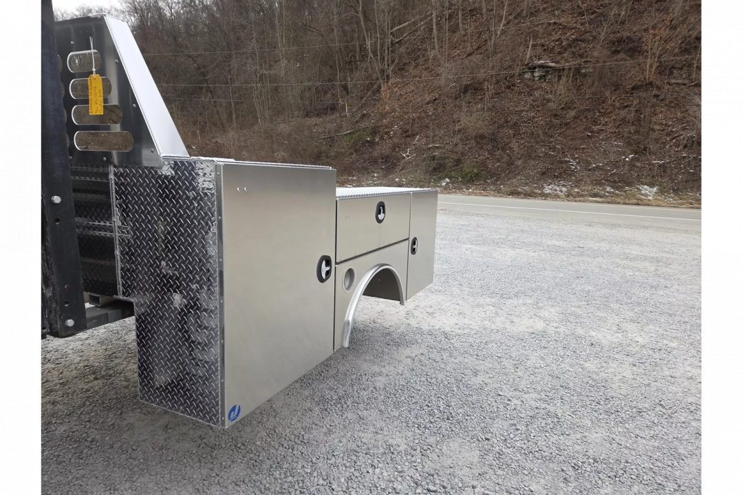 New Jutland Aluminum Gooseneck Service Body 8' DRW Pickup