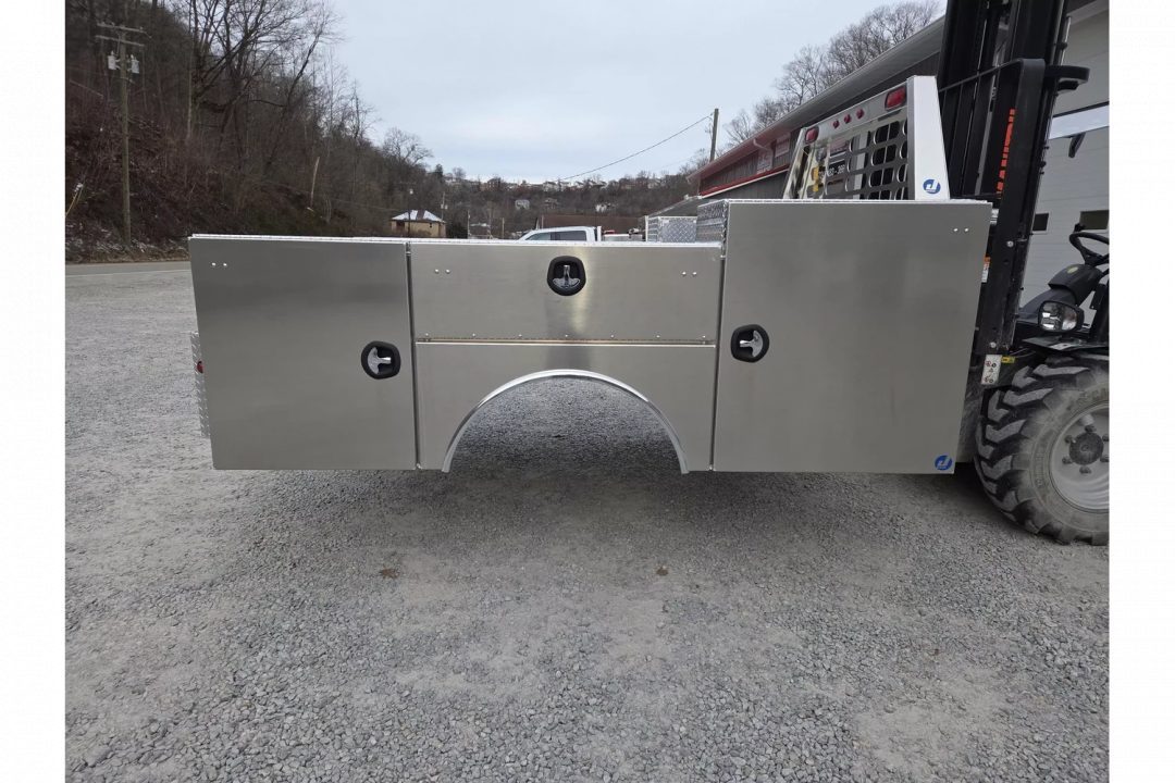 New Jutland Aluminum Gooseneck Service Body 60'' CA DRW