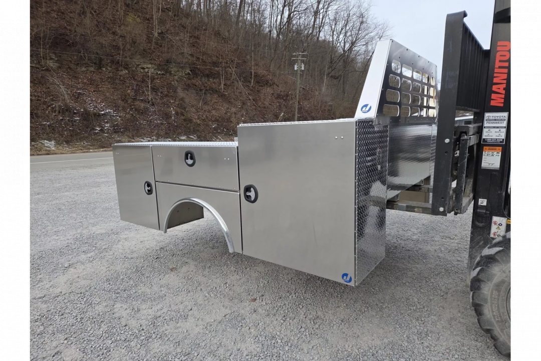 New Jutland Aluminum Gooseneck Service Body 60'' CA DRW