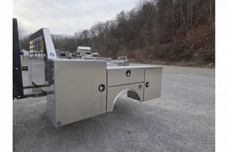 New Jutland Aluminum Gooseneck Service Body 60'' CA DRW