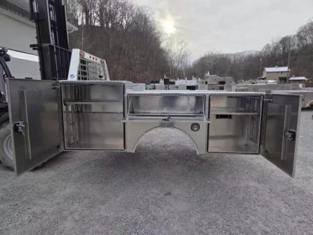 New Jutland Aluminum Gooseneck Service Body 60'' CA DRW