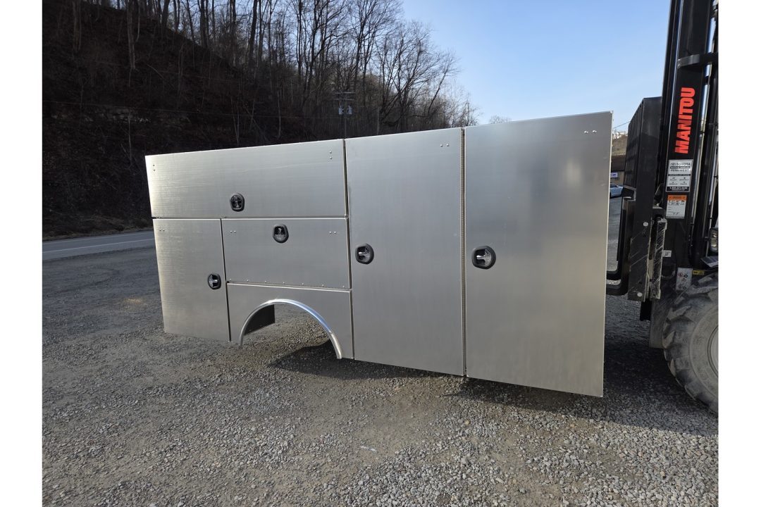 New Jutland SCRATCH AND DENT SALE! 96 x 137 Service Body 84" CA Cab and Chassis DRW 60" Tall