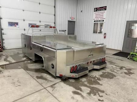 New Martin Truck Bodies Aluminum Gooseneck Service Body 84" CA DRW SMOOTH APPEARANCE -Discoloration
