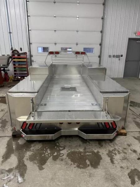 New Martin Truck Bodies Aluminum Gooseneck Service Body 84" CA DRW SMOOTH APPEARANCE -Discoloration