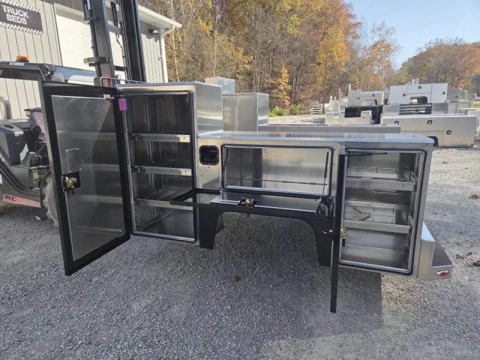 New Martin Truck Bodies Aluminum HFSB Service Body 8' DRW Tall Front Compartment SMOOTH APPREARANCE