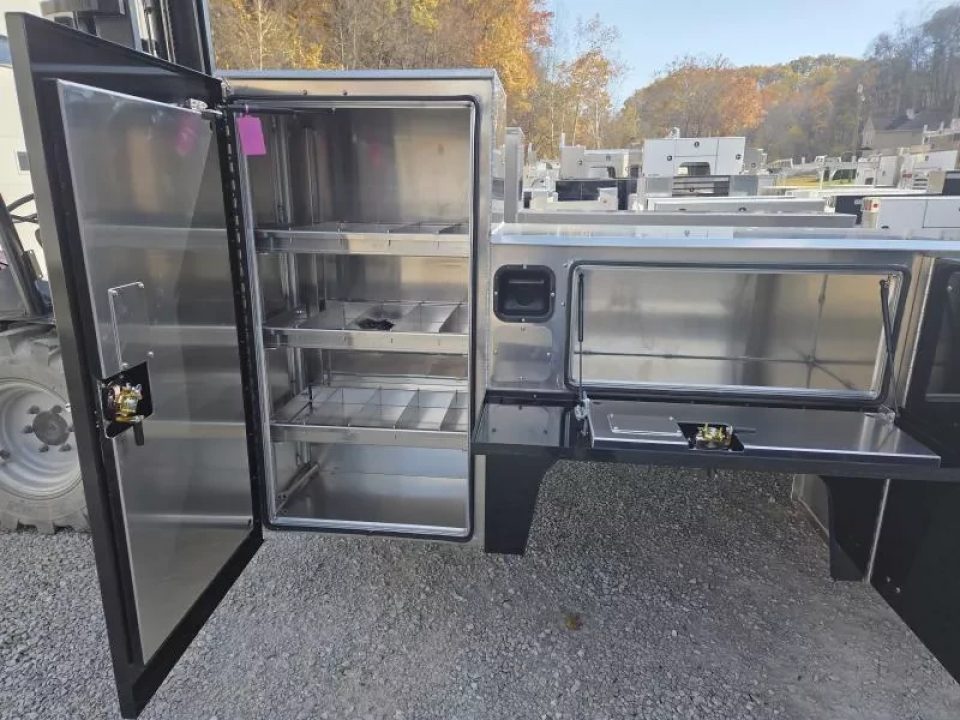 New Martin Truck Bodies Aluminum HFSB Service Body 8' DRW Tall Front Compartment SMOOTH APPREARANCE