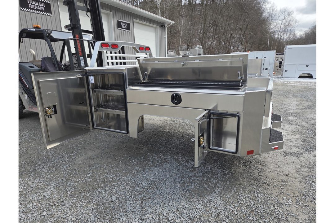 New Martin Truck Bodies Aluminum Gooseneck Service Body SRW 8' SMOOTH APPEARANCE