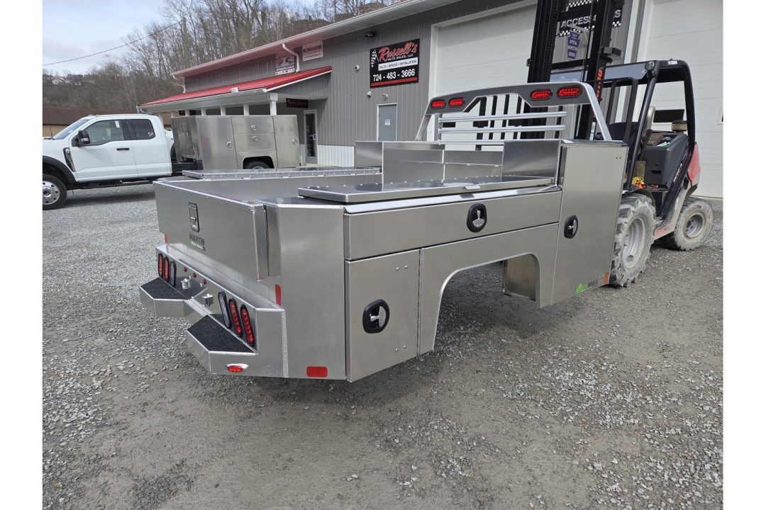 New Martin Truck Bodies Aluminum Gooseneck Service Body SRW 8' SMOOTH APPEARANCE